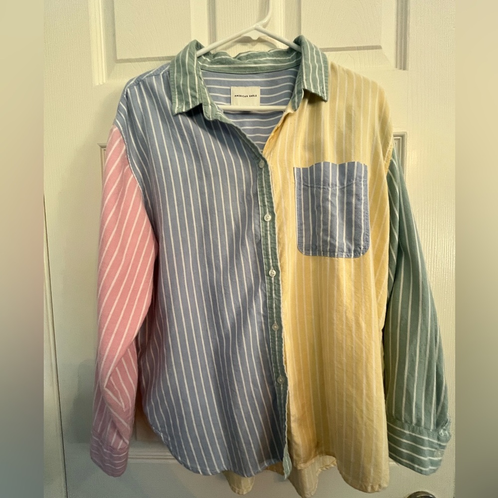 American Eagle Button Down Shirt SOFT! Multi Color Preppy Relaxed Fit Stripes